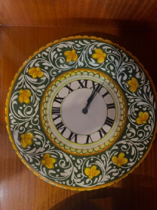 Orologio in ceramica